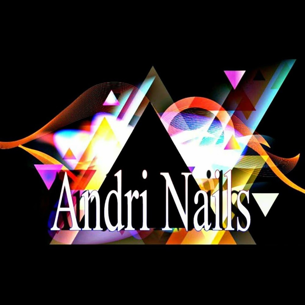 Meet your Posher, Andri nails